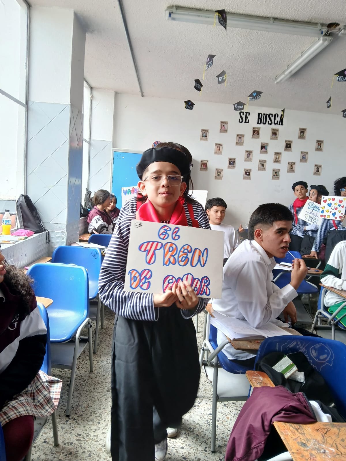 Nuestros mimos llegaron a las aulas para promover espacios de convivencia.